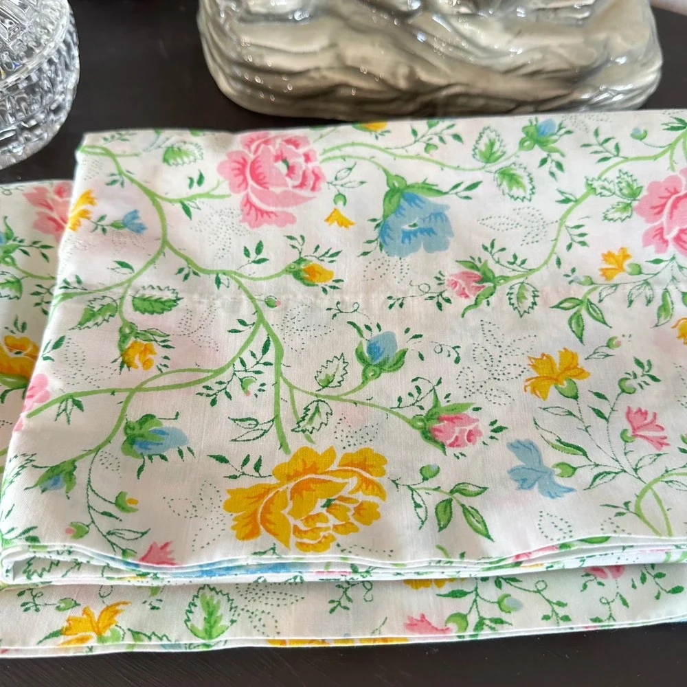 VTG Set 2 Standard Pillowcases JC Penny Percale Green Floral Roses Cottagecore